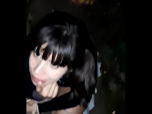 ❤️ Na ulici natečen penis u zamjenu za slatkiše ❤️❌ Samo porno kod nas ﹏