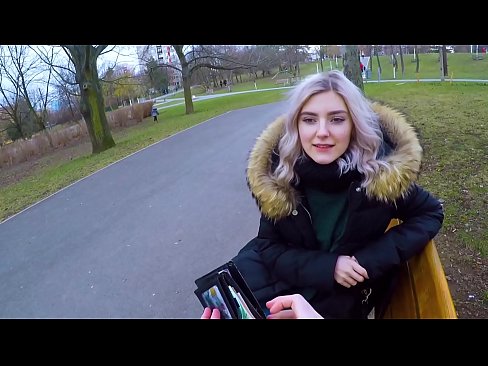 ❤️ Proguta vruću spermu stranca za novac - popuši u parku Eva Elfie ❤️❌ Samo porno kod nas ﹏